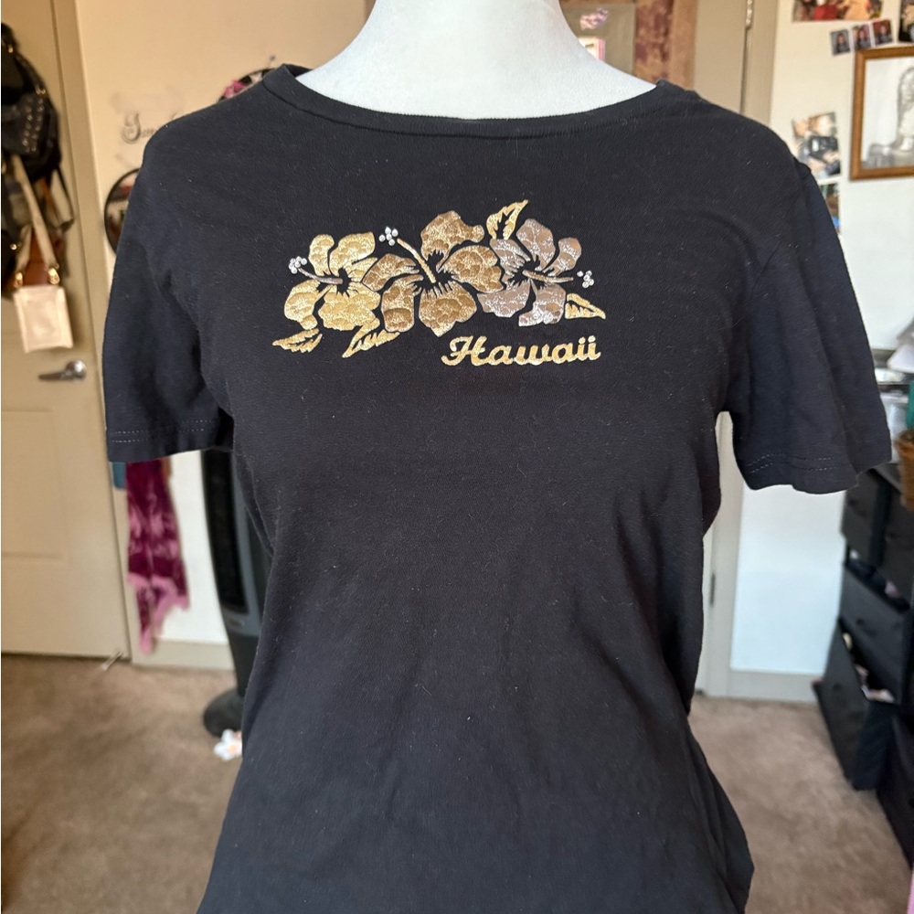 Hawaii Black Floral Women's Top - Picture 3 of 7